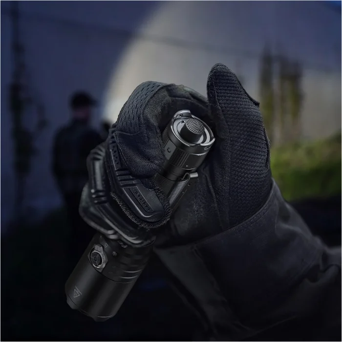Latarka taktyczna LED Fenix TK15R (039-753)